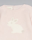 Pelele rosa de cashmere con intarsia de conejito beige y gris