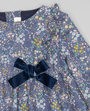 Vestido de niña estampado floral con volantes