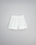 Short infantil a rayas blancas y verdes con cintura elástica fruncida y volante decorativo en el bajo