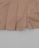 Linen shorts with pleats