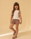 Linen shorts with pleats